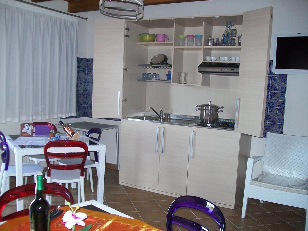 I Giardini Di Elencosta Bed and Breakfast Rilievo Exteriör bild