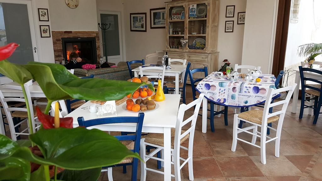 I Giardini Di Elencosta Bed and Breakfast Rilievo Exteriör bild