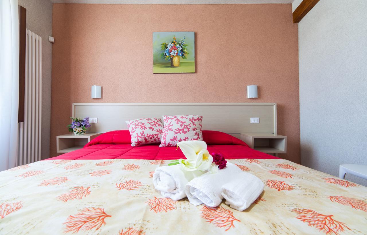 I Giardini Di Elencosta Bed and Breakfast Rilievo Exteriör bild